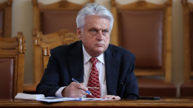 По указание на политическия ръководещ субект е казвано на ДАНС