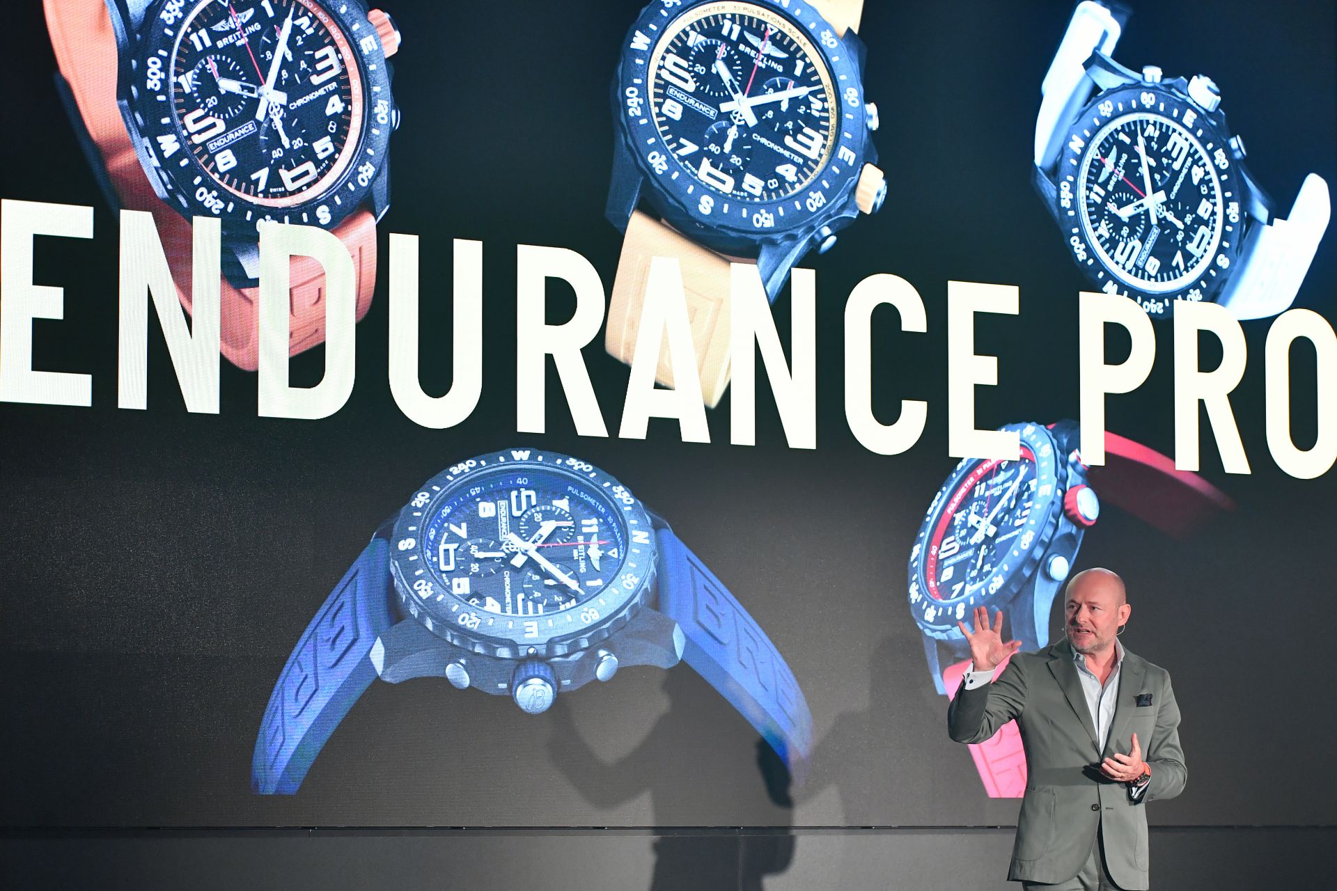 Изпълнителният директор на Breitling Жорж Керн говори по време на миналогодишния старт на Breitling Endurance Pro в хотел Four Seasons на 26 август 2020 г. в Женева, Швейцария.