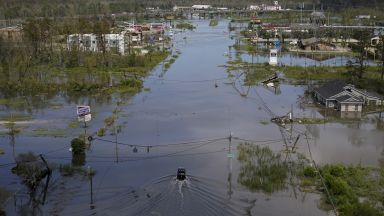 От снощи в американския град Ню Орлийнс действа полицейски час