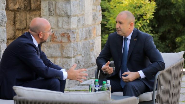 Президентът Румен Радев проведе среща на четири очи с председателя