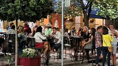 Да отпадне забраната за провеждане на културни събития на открито