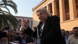 Композиторът на "Зорба Гъркът" Микис Теодоракис си отиде на 96