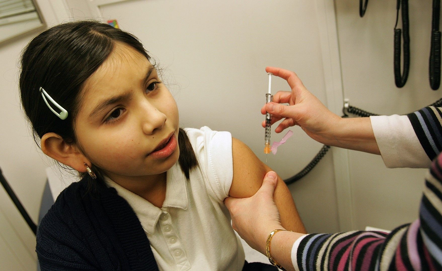 САЩ одобряват ваксините за деца от 5 до 11 години 