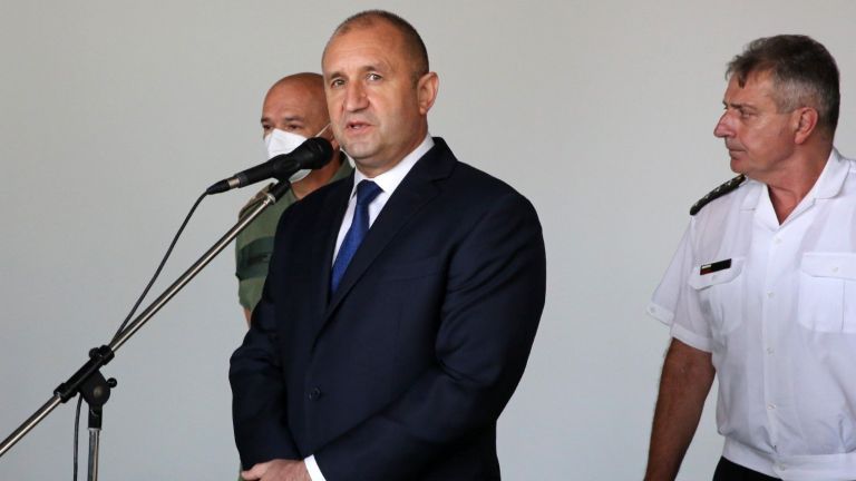 Президентът Румен Радев отказа да посочи точна дата за разпускане