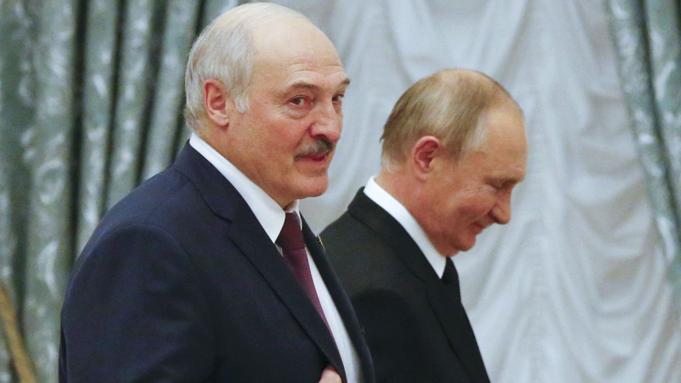 Путин при Лукашенко в Минск за първи път от три години. Защо?