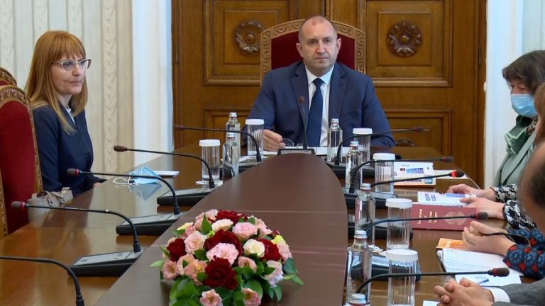 След изслушване при президента Гергана Стоянова бе избрана за член