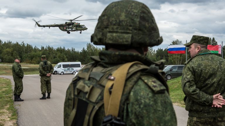 Беларус обяви днес предстоящи съвместни военни учения с близкия си