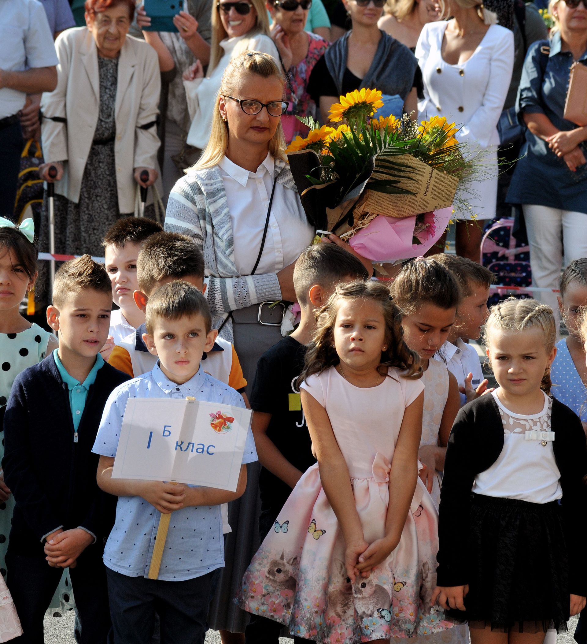 Над две хиляди първокласници прекрачиха училищния праг в община Бургас