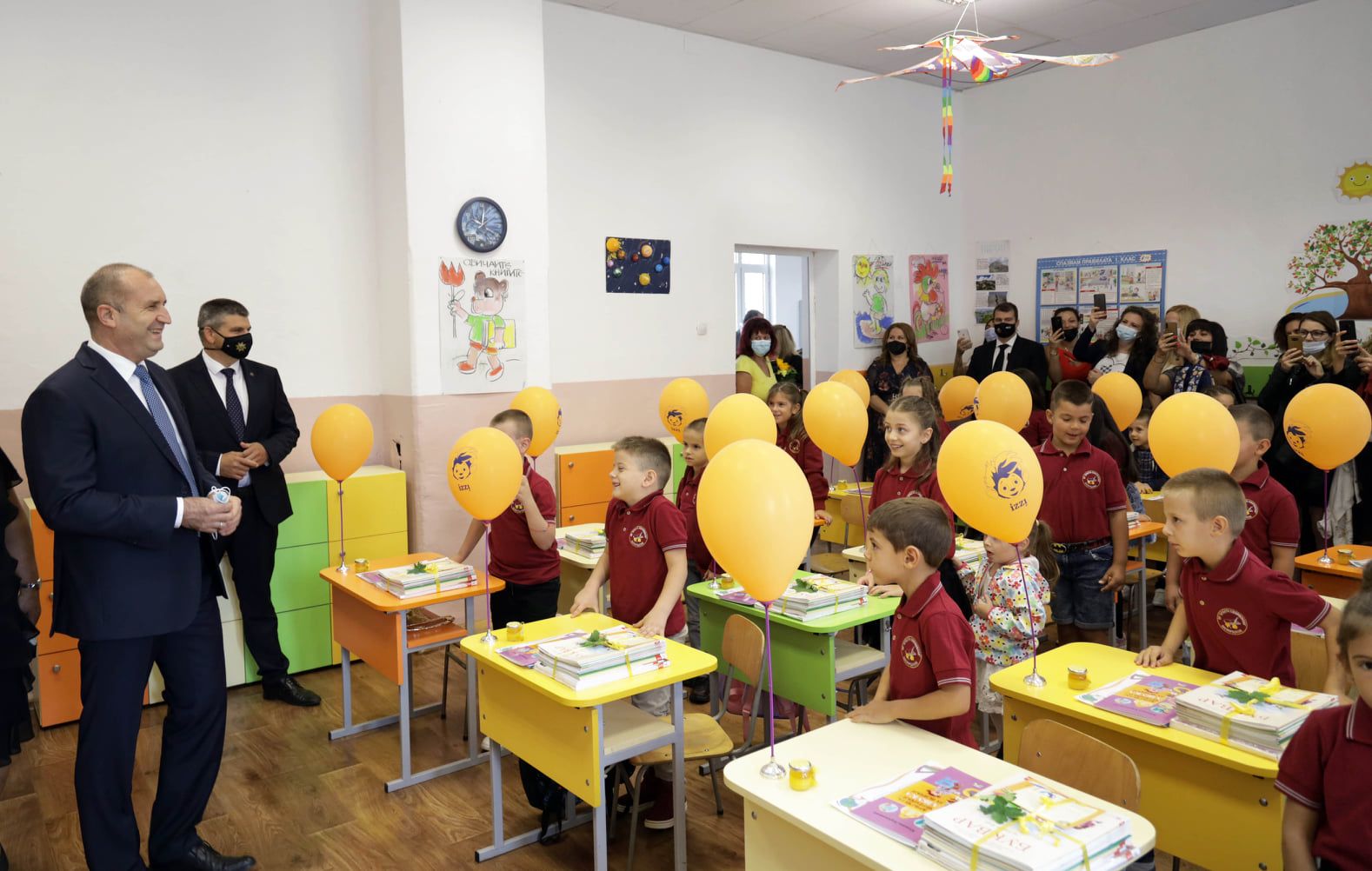 Президентът Румен Радев при откриване на новата учебна година в Габрово