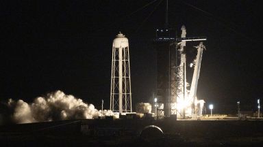 Европейската космическа агенция ще изстреля две мисии със SpaceX