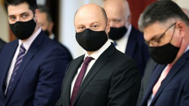 Трима нови министри влязоха във втория пореден служебен кабинет на президента