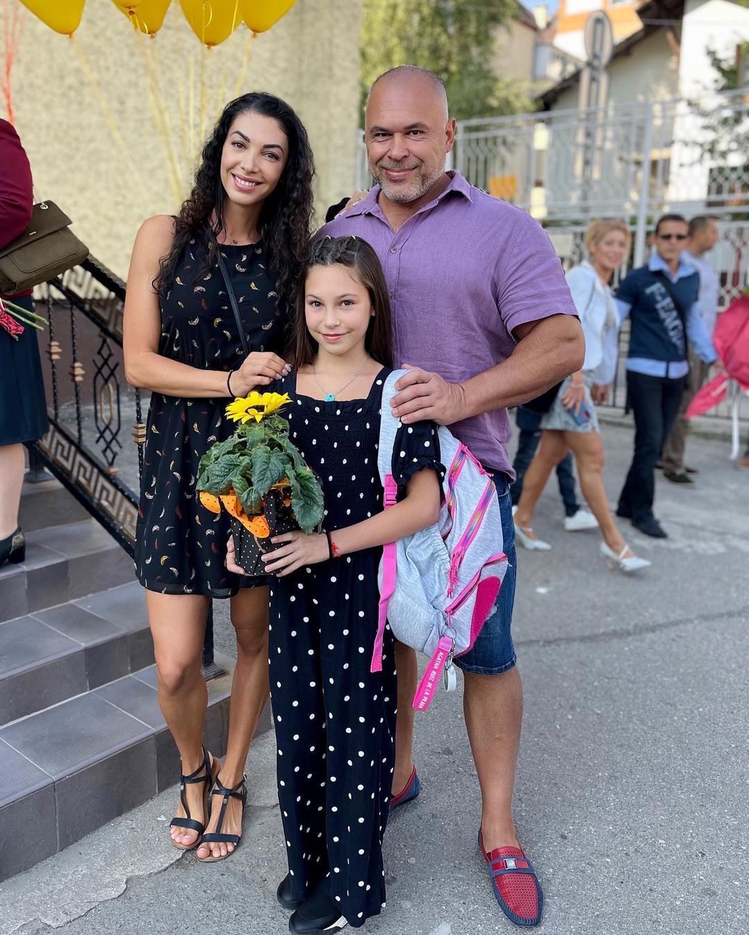 Биляна Йотовска и Митко Димитров изпращат дъщеря си Никол в 5-и клас
