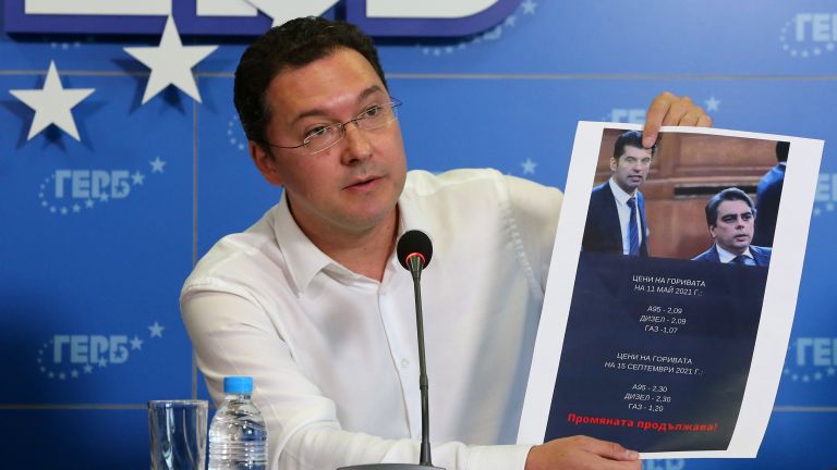 Румен Радев или е станал жертва на собствената си пропаганда,