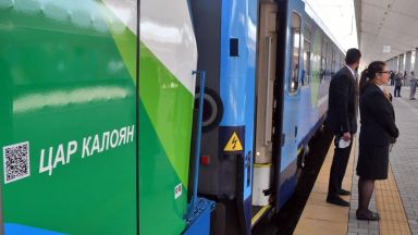 Първия си подпис като министър на транспорта информационните технологии и