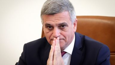 Премиерът Стефан Янев поднесе съболезнованията на правителството към близките на