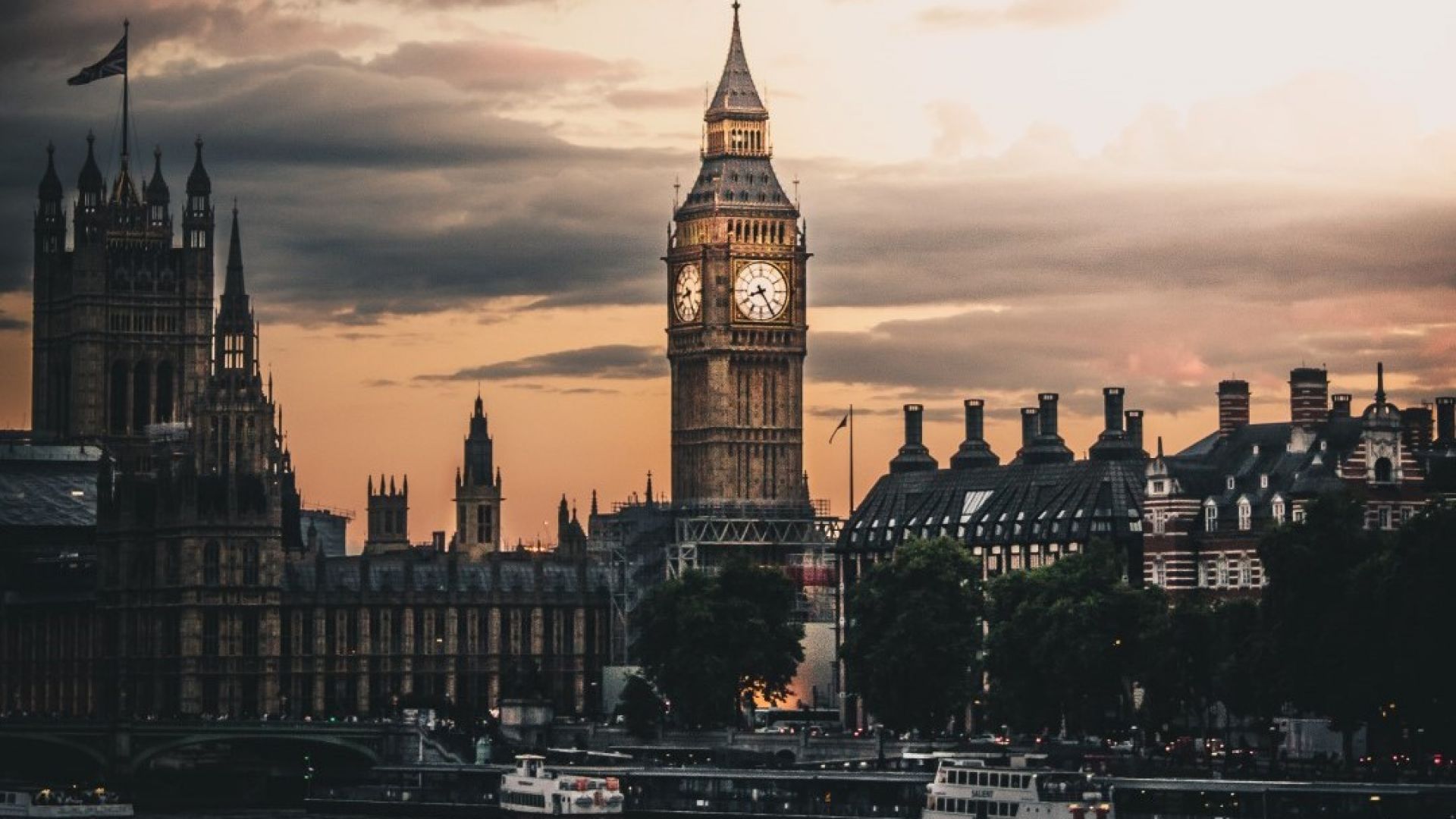 Лондон слага край на издаването на "златни визи"