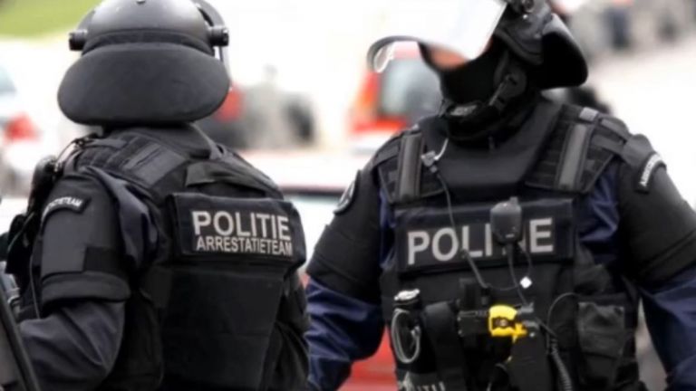 Атака с арбалет вдигна на крак полицията в нидерландския град