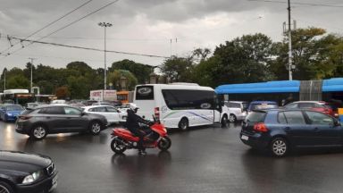 Катастрофа между лека кола и мотор предизвика голямо задръстване на