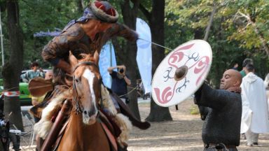 В парк Лаута в Пловдив започна фестивала Пловдив древен и вечен