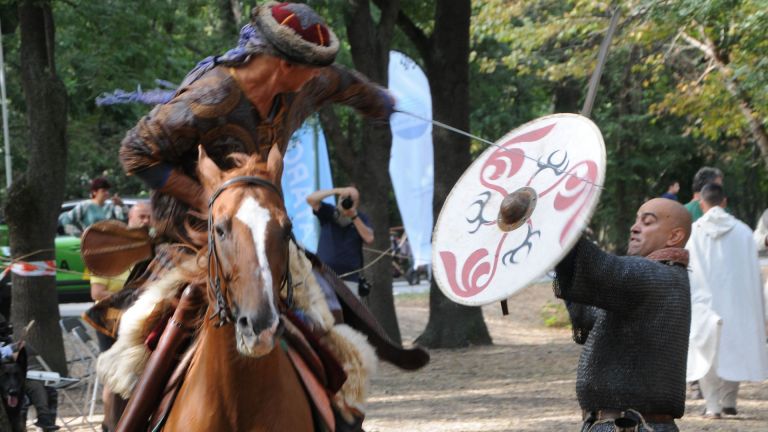 В парк Лаута в Пловдив започна фестивала Пловдив-древен и вечен.