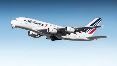 Самолет на Ер Франс КЛМ се върна в Пекин днес малко