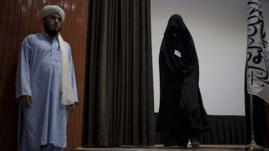 Временният кмет на афганистанската столица Кабул заяви че на служителките