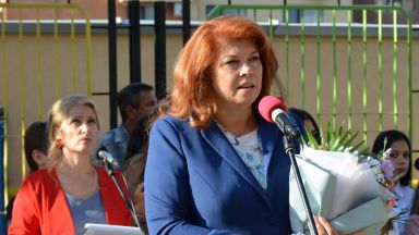 Много лесно употребяваме думи като почтеност и промяна но те