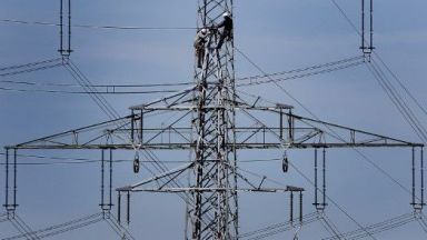 Скопие обяви криза с електричеството заради недостиг и поскъпване на