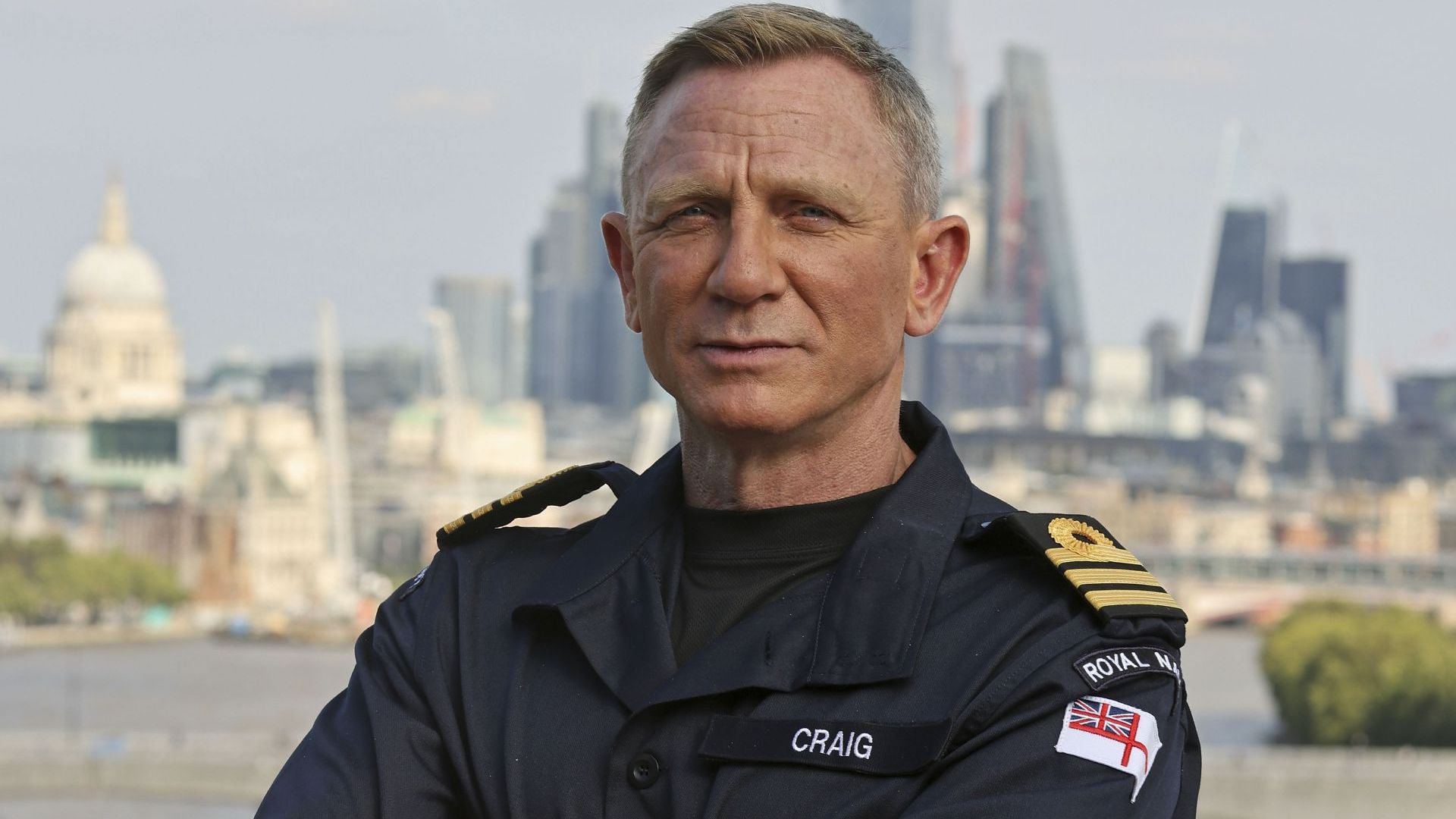 Даниъл Крейг получи почетно звание командир от британския флот