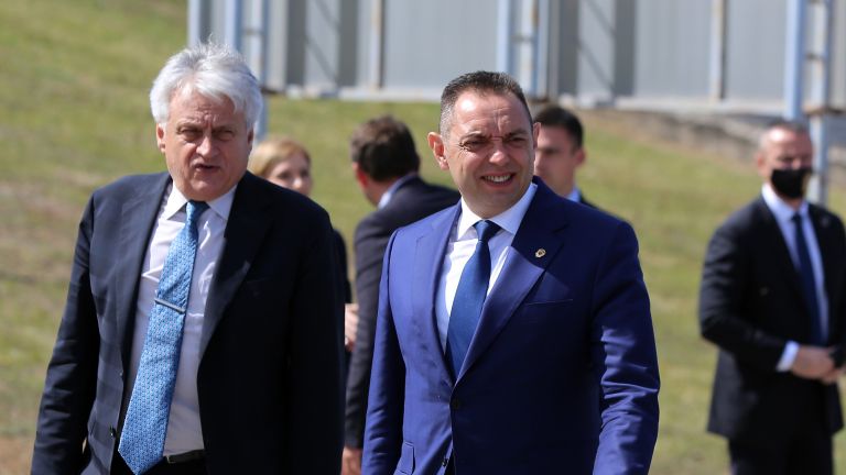Служебният министър на вътрешните работи Бойко Рашков и сръбският му