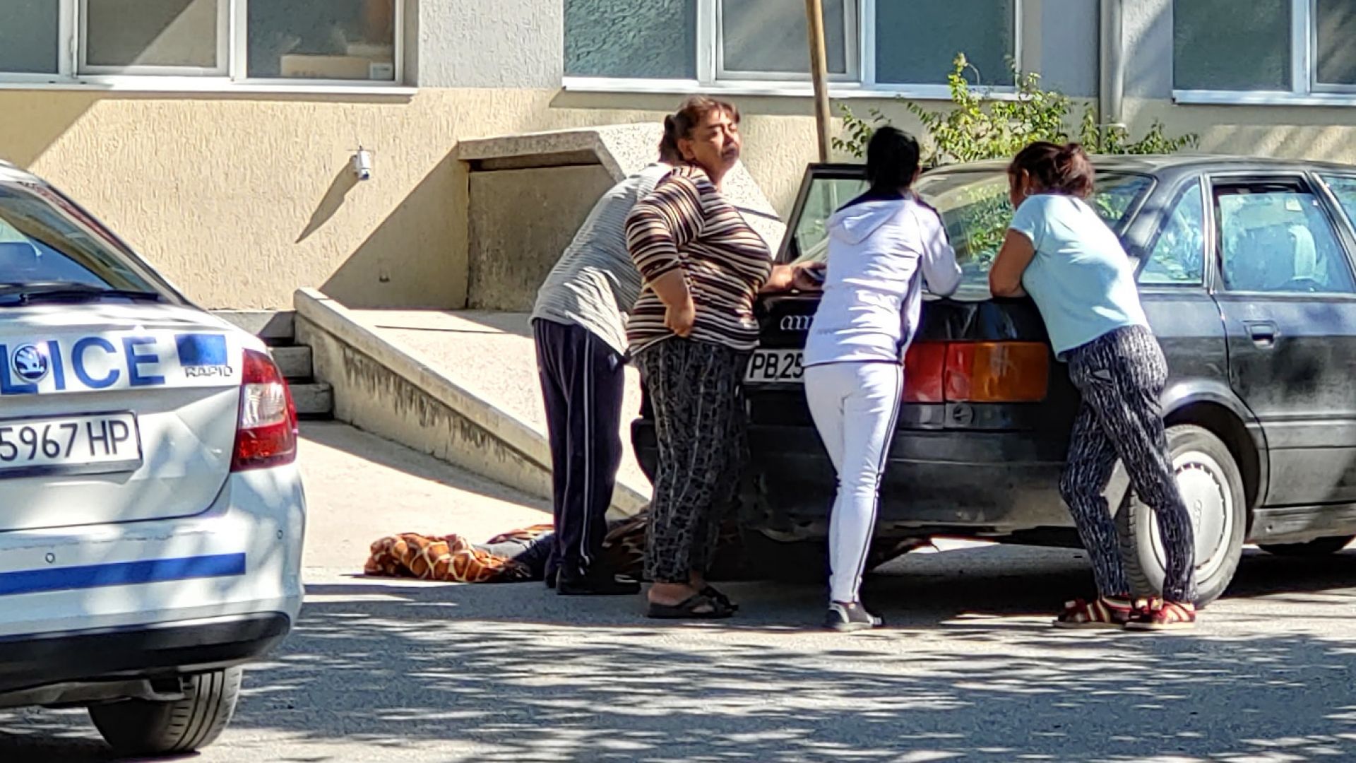 Млад мъж почина, докато чака линейка от Асеновград 