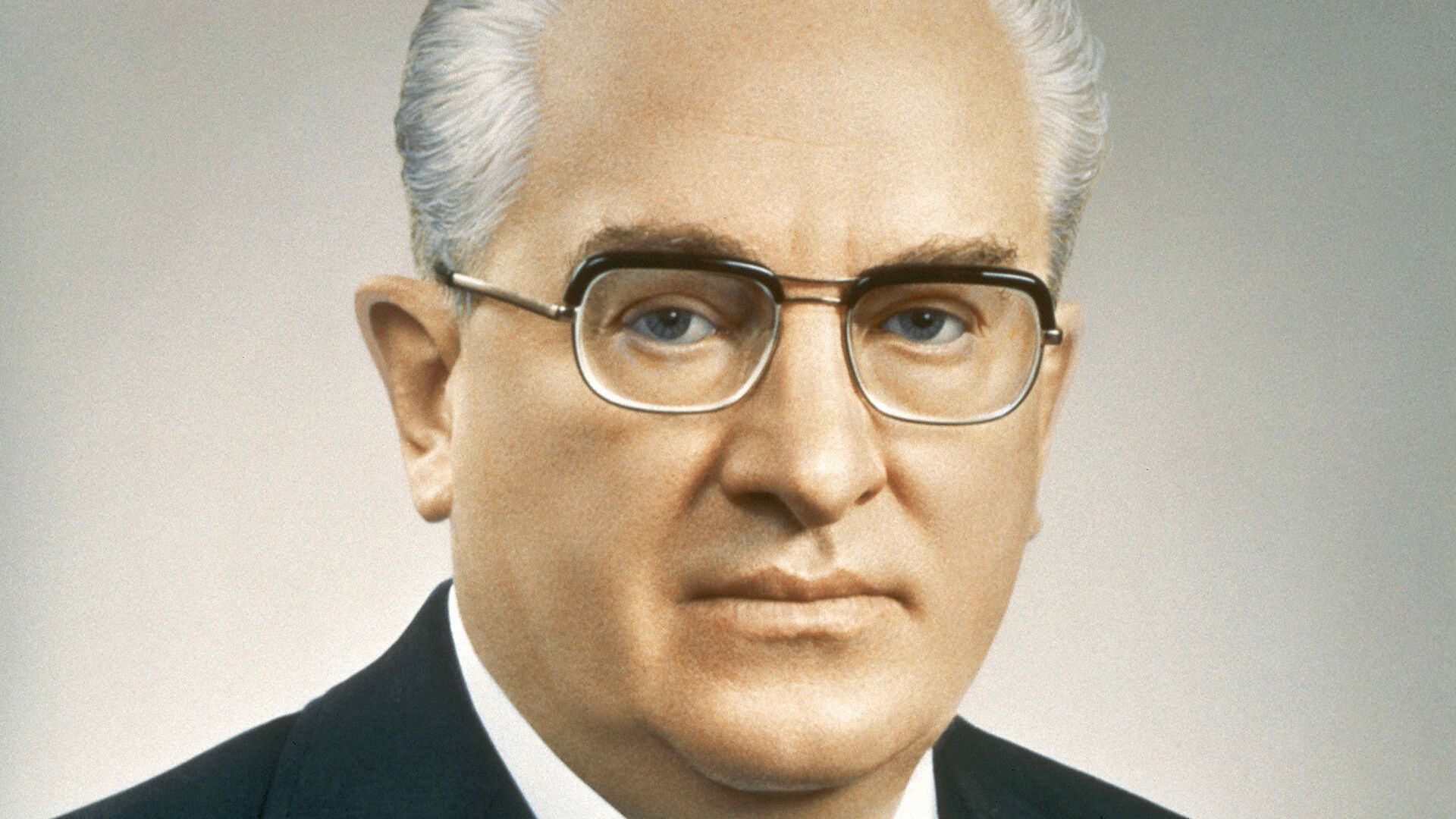 Юрий Андропов управлява КГБ повече от десетилетие