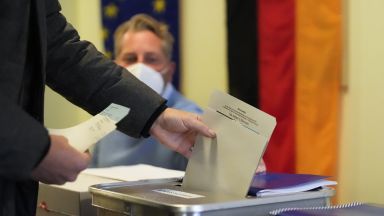 Германия избира днес своя 20 и Бундестаг Около 60 4 милиона души