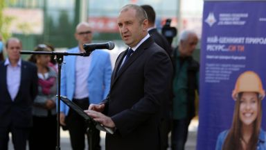 Радев предизвика Борисов: Да се кандидатира за президент, така е редно