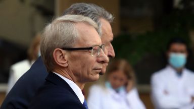 За момента няма никаква причина да се променят мерките в