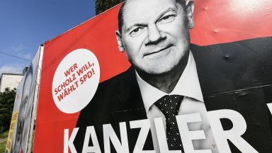 Той ли ще е новият канцлер на Германия - кой е Олаф Шолц?