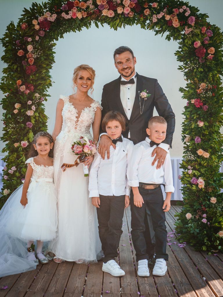 Ivaylo and Stanislava with their children Nicole, Philip and Damyan