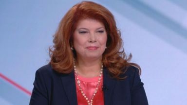 В такава сложна политическа ситуация е редно лидерът на една