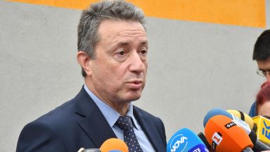 Янаки Стоилов не изключи ПП и ГЕРБ да управляват заедно след избори 