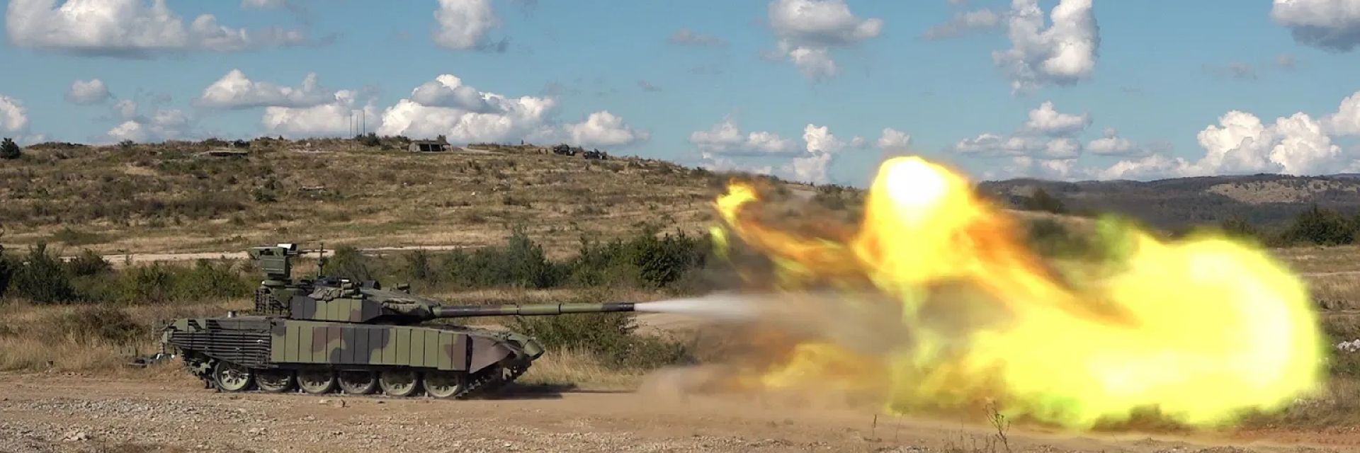 Колко силна е армията на Сърбия (снимки)