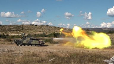 Колко силна е армията на Сърбия (снимки)