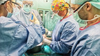 Специалисти от Военномедицинска академия ВМА извършиха поредна чернодробна трансплантация Тя