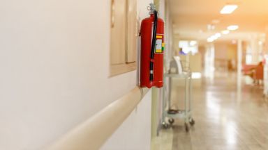 Няколко души са загинали в петък сутрин при пожар в