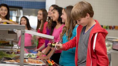 18 кг храни от животински произход с неправилно съхранение и