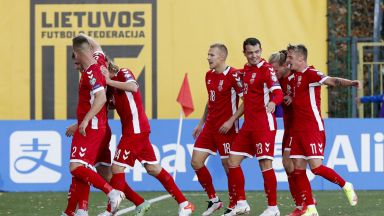 Футболна немощ: Литва пропусна да разгроми националния ни отбор 