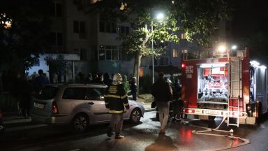  Две дребни деца починаха в пожар на апартамент във Варна (ВИДЕО/СНИМКИ) 