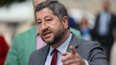 Има мандатоносител който по презумпция е такъв защото още не