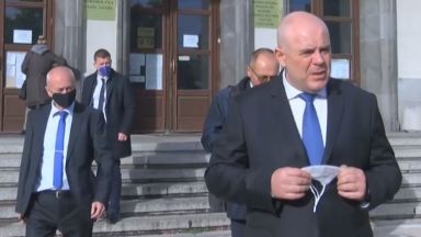 Главният прокурор Иван Гешев изпрати до министъра на финансите Асен