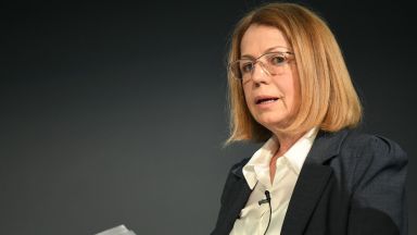 Предвижда се 880 общински сгради да бъдат снабдени с инсталации