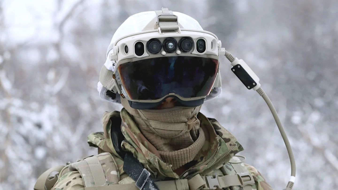 Военният HoloLens на Microsoft